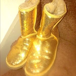 Golden Ugg’s